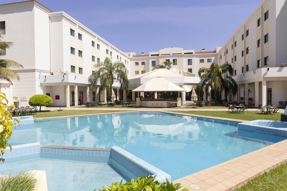 Hotel Vip Grand Мапуто Екстериор снимка