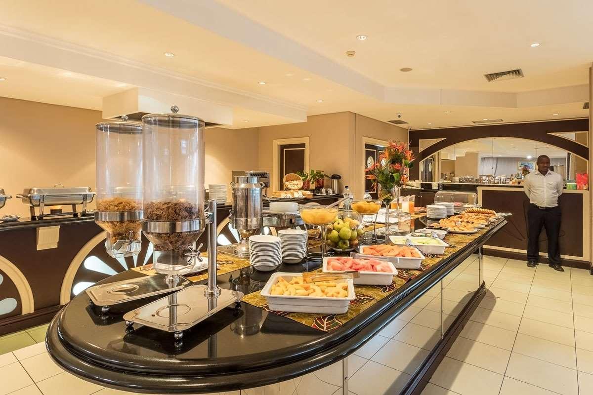 Hotel Vip Grand Мапуто Екстериор снимка