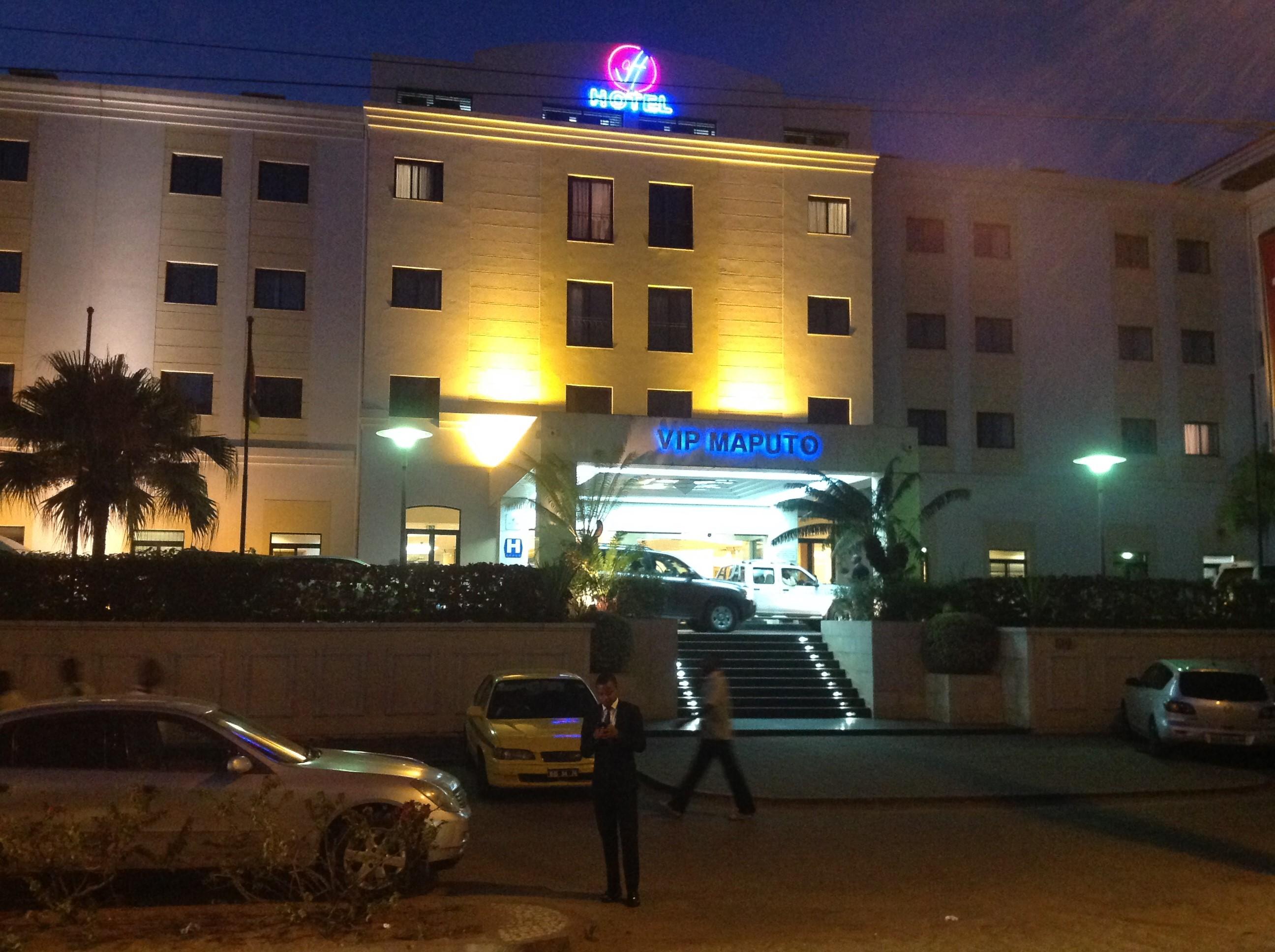 Hotel Vip Grand Мапуто Екстериор снимка